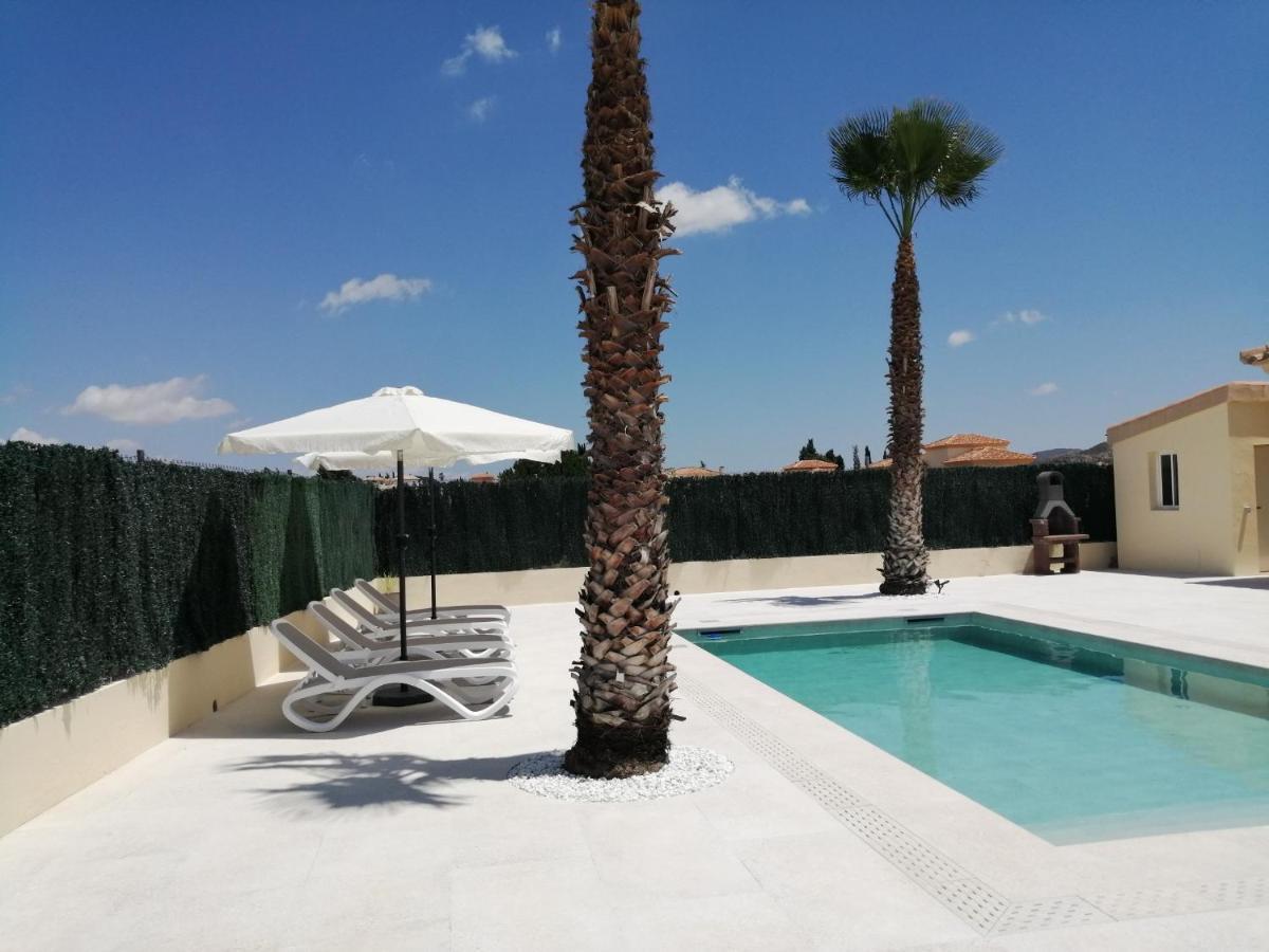 Villa Los Castos Immaculate 2-Bed Villa Arboleas Ngoại thất bức ảnh