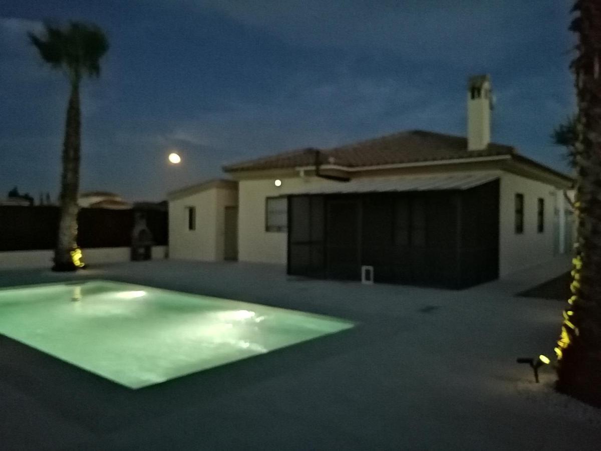 Villa Los Castos Immaculate 2-Bed Villa Arboleas Ngoại thất bức ảnh