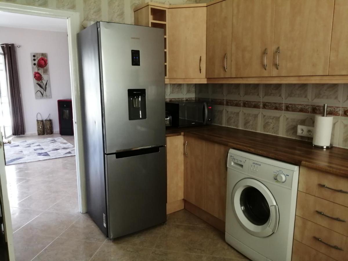 Villa Los Castos Immaculate 2-Bed Villa Arboleas Ngoại thất bức ảnh
